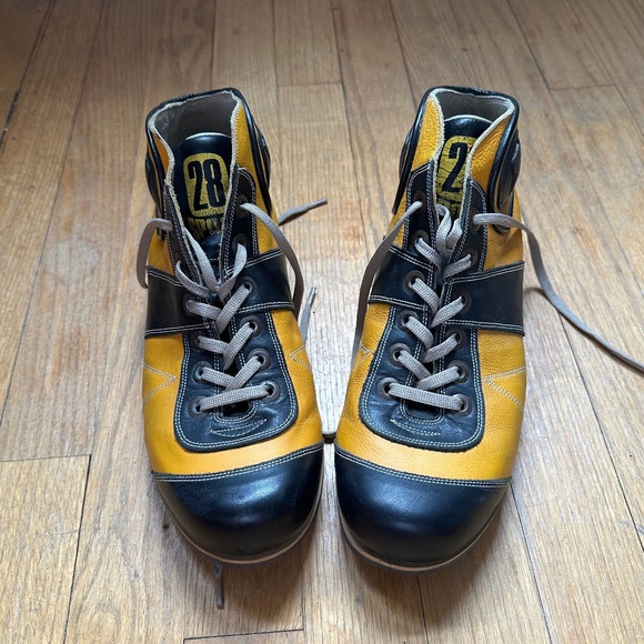 28Sport Unisex Handmade Leather Retro Boots Euro size 40-41 - Picture 2 of 5